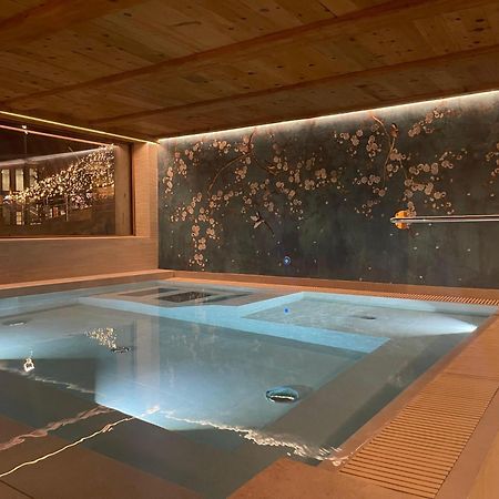 Hotel Piccolo Tibet Livigno Bagian luar foto
