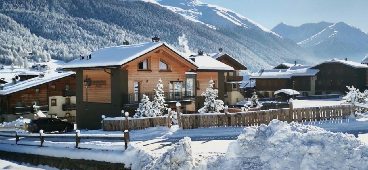 Hotel Piccolo Tibet Livigno Bagian luar foto