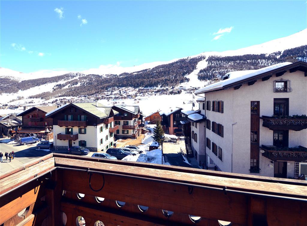 Hotel Piccolo Tibet Livigno Bagian luar foto